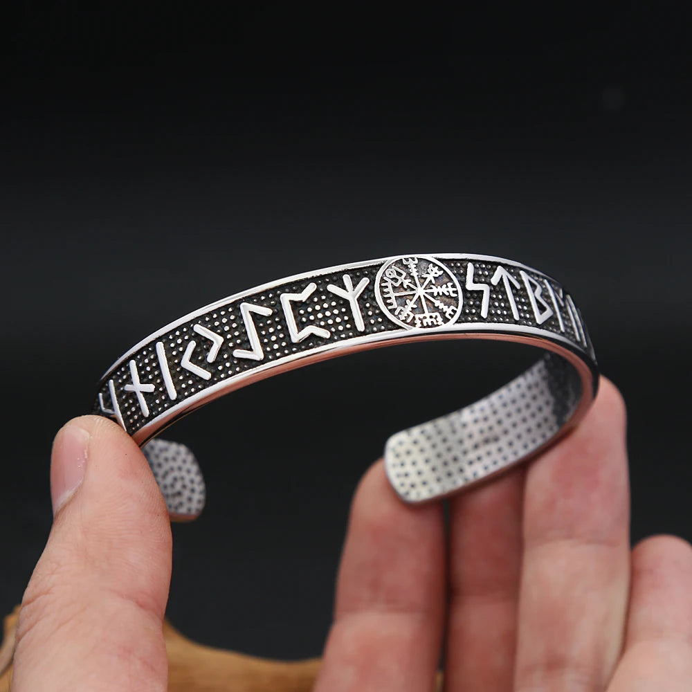 Silver bracelet 