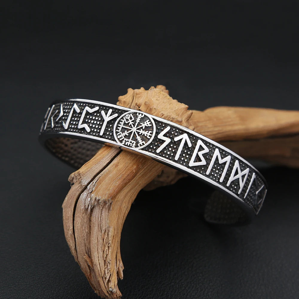 Silver bracelet 
