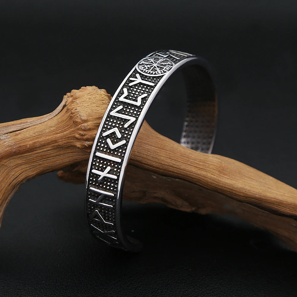 Silver bracelet 